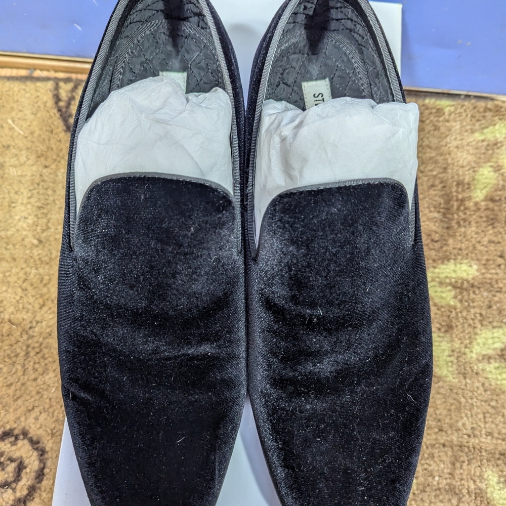 Stylish Black Velvet Men's Loafers